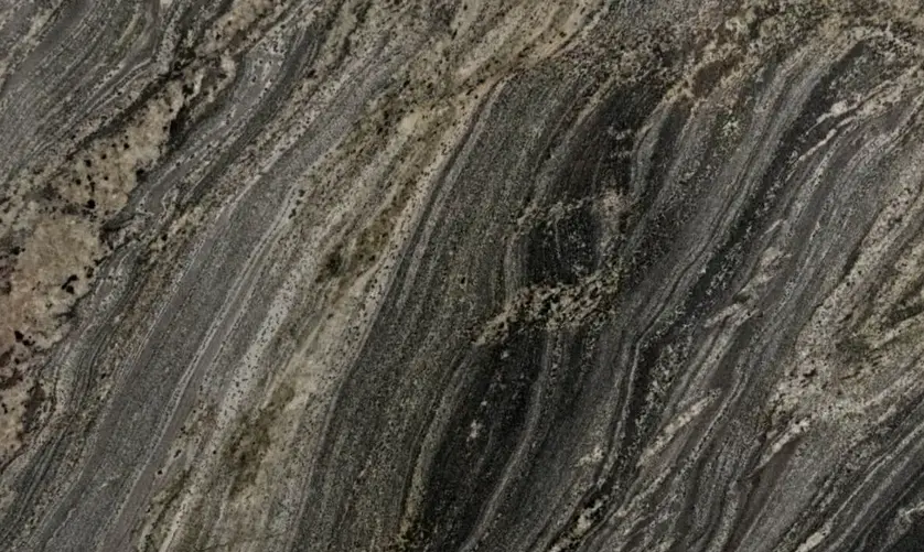 Różnice pomiędzy polerowaną powierzchnią kamienia naturalnego, a powierzchnią płomieniowaną