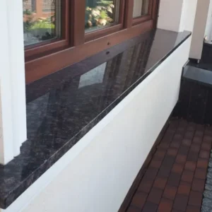 ile zapłacę za granitowy parapet do mieszkania
